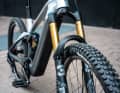 Im Bike steckt eine Fox 38 mit 160 Millimetern Federweg.