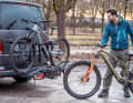 Welcher Fahrradträger passt am besten zu Ihnen und vor allem zu Ihren Bikes? Unser Test von sieben Kupplungsträgern gibt Aufschluss