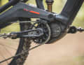 Shimanos EP801 schiebt schon bei leichtem Tritt vehement vorwärts.