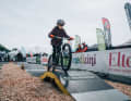 Fahrtechnik Skills konnten auf dem Medizini Pumptrack geübt werden.