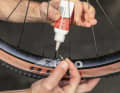 Schlauchlos glücklich: Wer das Optimum aus seinem tubeless-fähigen  Reifen herauskitzeln will, sollte auf einen Schlauch verzichten.