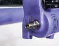 An der Formula wie auch der Manitou sind zwei Ventile in der richtigen Reihenfolge zu befüllen. Das bietet Tuning-Potenzial, erschwert aber auch das Setup.