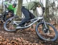 Griffig und pannensicher: Welcher Hersteller baut die beste Enduro-Reifen-Kombi?