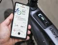 Im nächsten Schritt die neue Software herunterladen und an das E-Bike übertragen.