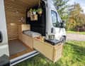 Eine gute Basis für das Vanlife-Projekt ist ein Kastenwagen mit einem zulässigen Gesamtgewicht von 3,5 Tonnen.