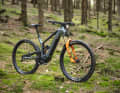 Tour, Trail, Alltag? Das neue Vuca Evo AM von Bulls soll alles Können und ist dabei trotz innovativer Pinion MGU noch nicht einmal besonders teuer.