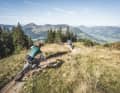 Der Enduro-Sektor bringt immer mehr reine Abfahrer hervor. Doch es gibt auch Ausnahmen, mit denen man noch aus eigener Kraft den Aufstieg zum Gipfel schafft.