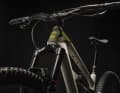 Im neuen LT-Modell steckt nun eine Rockshox Lyrik mit 150 Millimeter Federweg.