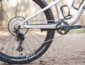 Funktional lässt die Shimano SLX-Ausstattung des Canyon Lux Trail CF7 nichts anbrennen.