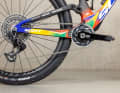 Ninos Bike ist komplett mit der SRAM XX SL EAGLE Transmission AXS 12-Speed gespect.