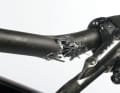 Gebrochener Carbon-Lenker