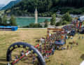 Etappenstart und-ziel bei der BIKE Transalp. Hier wird Zusammenhalt und Gemeinschaft groß geschrieben.