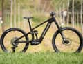 Das Modell GX AXS in dezentem Schwarz. Preis: 9799 €.