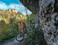 800 skurrile Felsgebilde machen die Fränkische Schweiz zu einem der Top-Kletterreviere Europas. Aber das dichte Trail-Netz drumherum ist fast noch schöner.