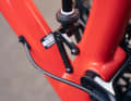 Dank unterschiedlicher Dämpferaufnahmen und angepassten Fahrwerks-Spezifikationen ist es möglich, mit ein und derselben Rahmenplattform fünf unterschiedliche Bikes aufzubauen mit Federwegen zwischen 120 und 180 Millimetern.