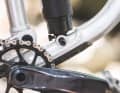 Flip-Chip über einer langen Schweißraupe: Die Details des Grin One Serienbikes können sich sehen lassen.
