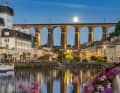 Das Viadukt von Morlaix ragt eindrucksvoll über die Stadt.