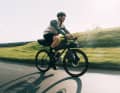 Das neue Rose Hobo Dropbar präsentiert sich als vielseitiges Gravelbike mit Stahlrahmen und Bikepacking-Ambitionen.