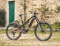 Das völlig neu entwickelte Haibike Hybe geht in der teuren Top-Version CF 11 in den Test
