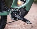 Äußerlich unverändert, das Leistungsupgrade von 500 auf 600 Watt gibt dem Shimano EP801 aber eine neue Souveränität. Bergab klappert der Antrieb leider nach wie vor.