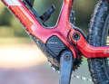 BH Bikes 2EXMAG: Der Underdog der Spanier reiht sich im Power-Ranking der Motoren in diesem Test ganz hinten ein, ist aber dennoch etwas stärker als der Specialized SL 1.1 im Levo SL. Gleichförmiger Motorschub, langer Nachlauf. Angenehm leise, aber Klappern in der Abfahrt.