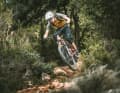 Bei aller Begeisterung über das ausgewogene Gesamtpaket: Rasante Downhills bleiben die Paradedisziplin des Evil Wreckoning.