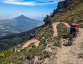 Ein echtes Highlight und doch erfordert es alle Konzentration: die Abfahrt vom Cliff Hanger zur Route 66 auf der heutigen Stage 4 des Cape Epic.