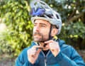 Ein Magnetschloss von Fidlock ist bei dem Preis angemessen und besonders easy im Handling