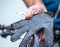 Die eigentliche Besonderheit ist aber die spezielle Gummierung an der Innenseite des Handschuhs - das bietet in dieser Art kein anderer Hersteller