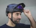 Sonnenbrille und Goggle finden locker unter dem Visier Platz