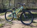 Ein Slopestyle-Fully haben wir selten im Test. Kann das Canyon Stitched 720 trotzdem überzeugen?