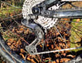 Und Top-Modell heißt auch Top-Ausstattung: Los geht es mit der elektronischen Gangschaltung Shimano XT Di2.
