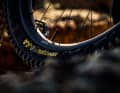 HUNT stellt mit dem Proven Carbon Enduro H_Core ein neues Laufradset für den Enduro-Einsatz vor. Preis: 1449 Euro.