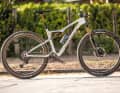 Jetzt mit 120 Millimetern: das Orbea-Racebike Oiz für 2023. 