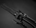 Ergonomisch gelungen und schlank: Der Drücker für das Shimano-System.