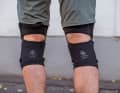 Die Mesh-Rückseite mit offener Kniekehle ist erstaunlich gut belüftet
