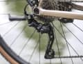 Die GRX 400 wechselt die 2 x 10 Gänge.