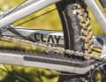 Wirklich neu ist das Clay nicht – es teilt sich den Rahmen mit den hub­stärkeren Modellen Glen und Coal.