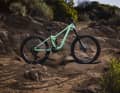 Das 24''-Mädchen-MTB in Neo Mint leuchtet fein.