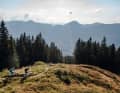Offiziell dauert die Saison in den Kitzbüheler Grasbergen bis Ende Oktober.