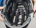 Elegant: Das Evolve Core MIPS ist mit dem Anpassungssystem des Giro Caden II kombiniert.