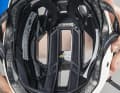 Als zusätzliches Rotytionssystem arbeitet im Uvex-Helm auch das MIPS Evolve Core.