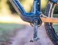 Fazua Ride 60: Der neue Ride 60 von Fazua schafft einen erstaunlichen Spagat. Er ist verhältnismäßig stark und dennoch kompakt und leicht. Noch dazu gehört er zu den leisesten Antrieben und beweist mit 430 Wh eine gute Ausdauer. Top Allrounder zwischen den Extremen.