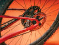 Arc8 Essential Custom: Am Hinterbau setzt Arc8 auf eine Flat-Mount-Bremsaufnahme. Scheibengröße: 180 Millimeter.