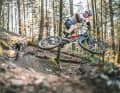 Paul Schehl, Junioren-Weltmeister Cross Country, lässt das Arc8 fliegen.