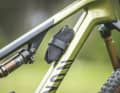 Entgegen dem Trend kommt keines der Test-Bikes mit einem im Rahmen integrierten Staufach. Bei Canyon liegt aber zumindest eine Rahmentasche für Werkzeug oder Proviant bei.