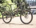 Der wohl spannendste Teileträger Europas: Cduro Carbon-Bike aus Tschechien mit Intend-Parts aus Deutschland.