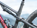 Die 140 Millimeter Federweg des Canyon Neuron Trailbikes lassen sich sehr gut ausnutzen.