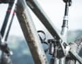 Unter dem Oberrohr befinden sich zwei zusätzliche Montagepunkte zum fixieren eines Ersatz-Schlauchs oder Werkzeug.