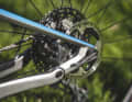 Die Shimano XTR Scheibenbremse mit Flatmount-Aufnahme am Hinterbau beschert dem Bulls Wild Edge eine hervorragende Bremskraft.